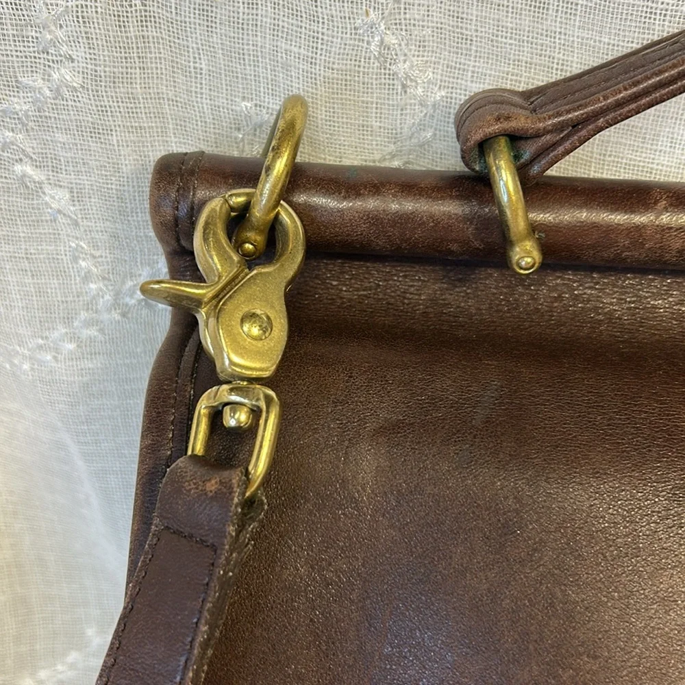 Coach leather vintage high quality satchel pocketbook bag